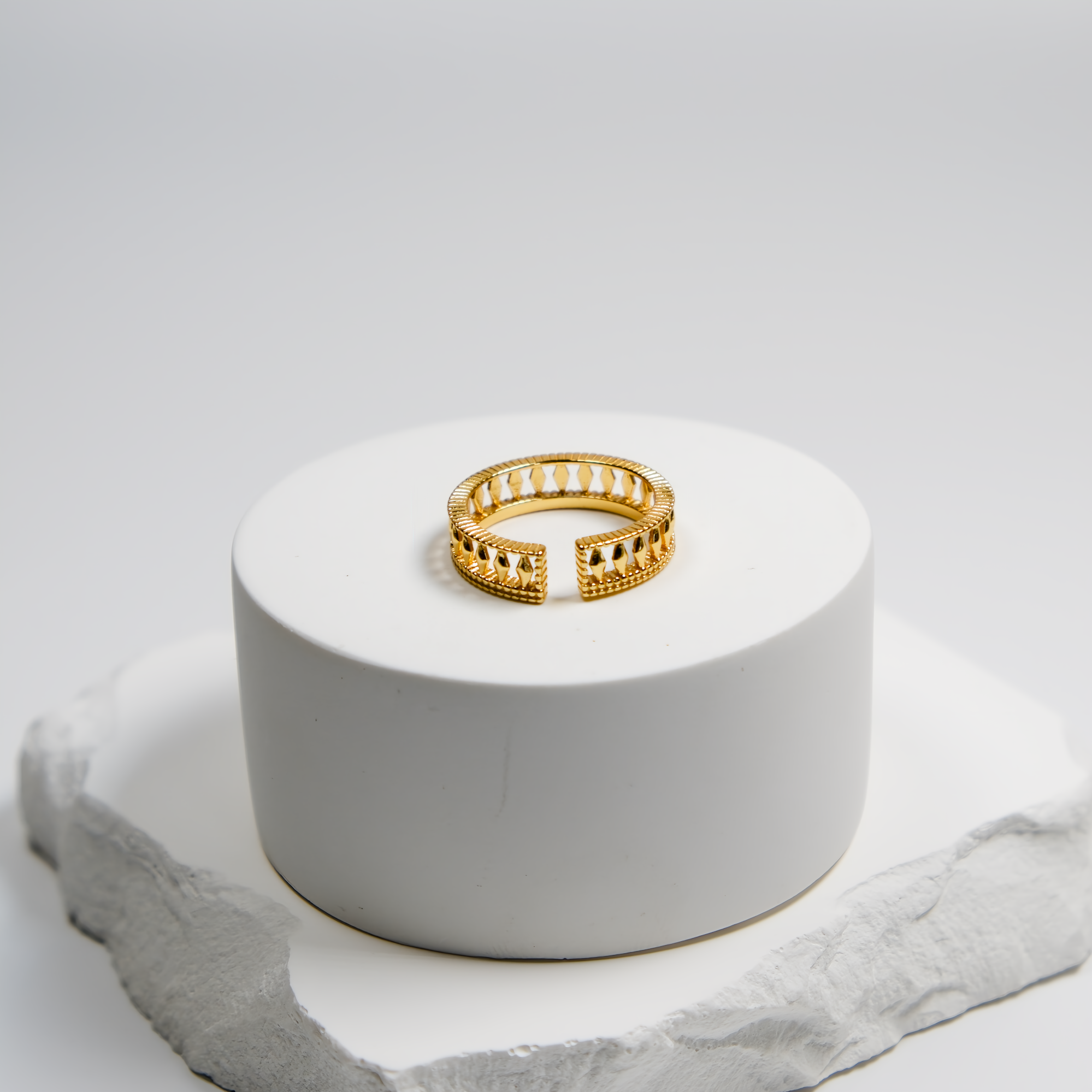 Filigree Patterned Ring