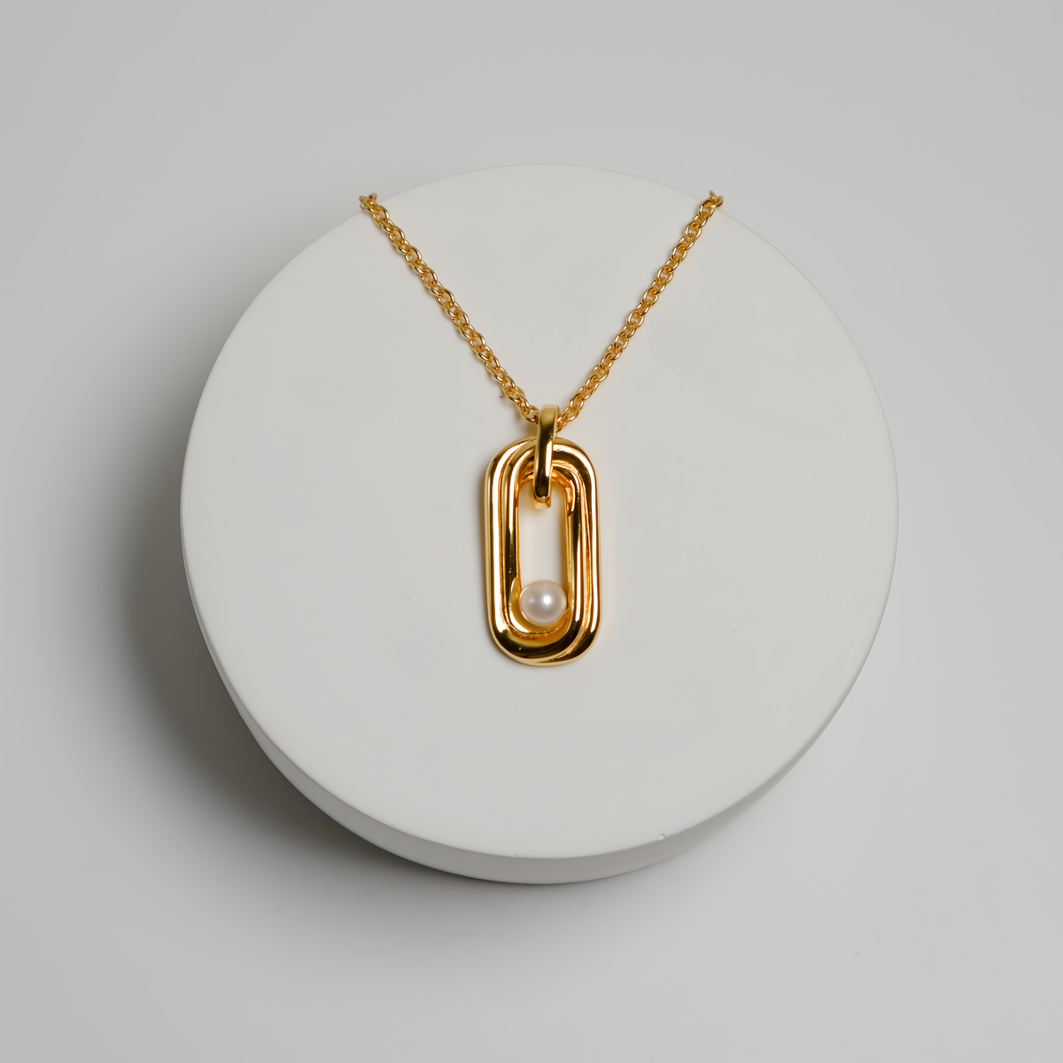 Pearl Pendant Necklace
