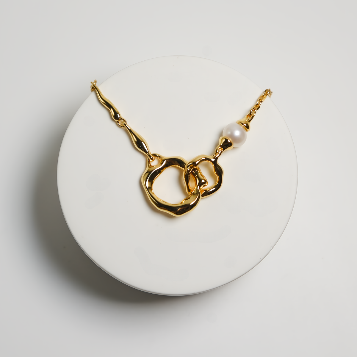 Ocean Interlocking Necklace